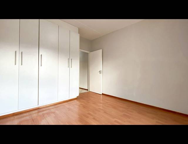 2 BEDROOM TOWNHOUSE FOR SALE IN ALBERTSDAL